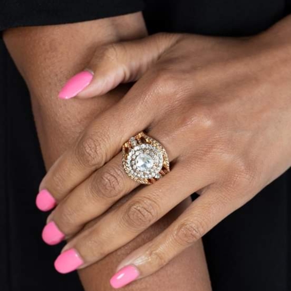 Paparazzi Jewelry - Picture 2 of 2